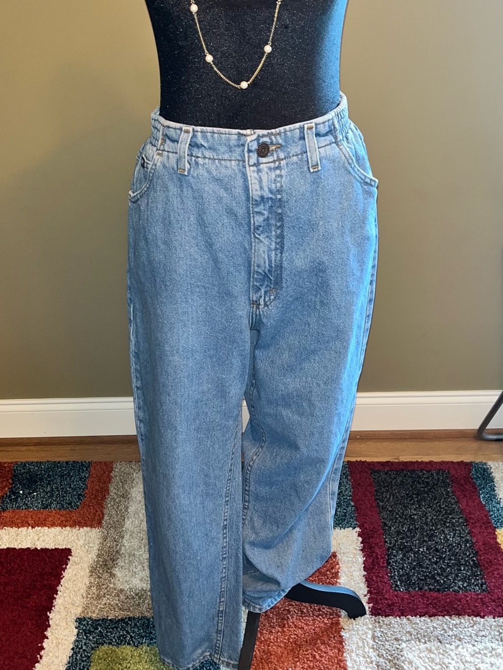 1980’s Lee Classic High-Waist Wide-Leg Mom Jeans - Light Blue